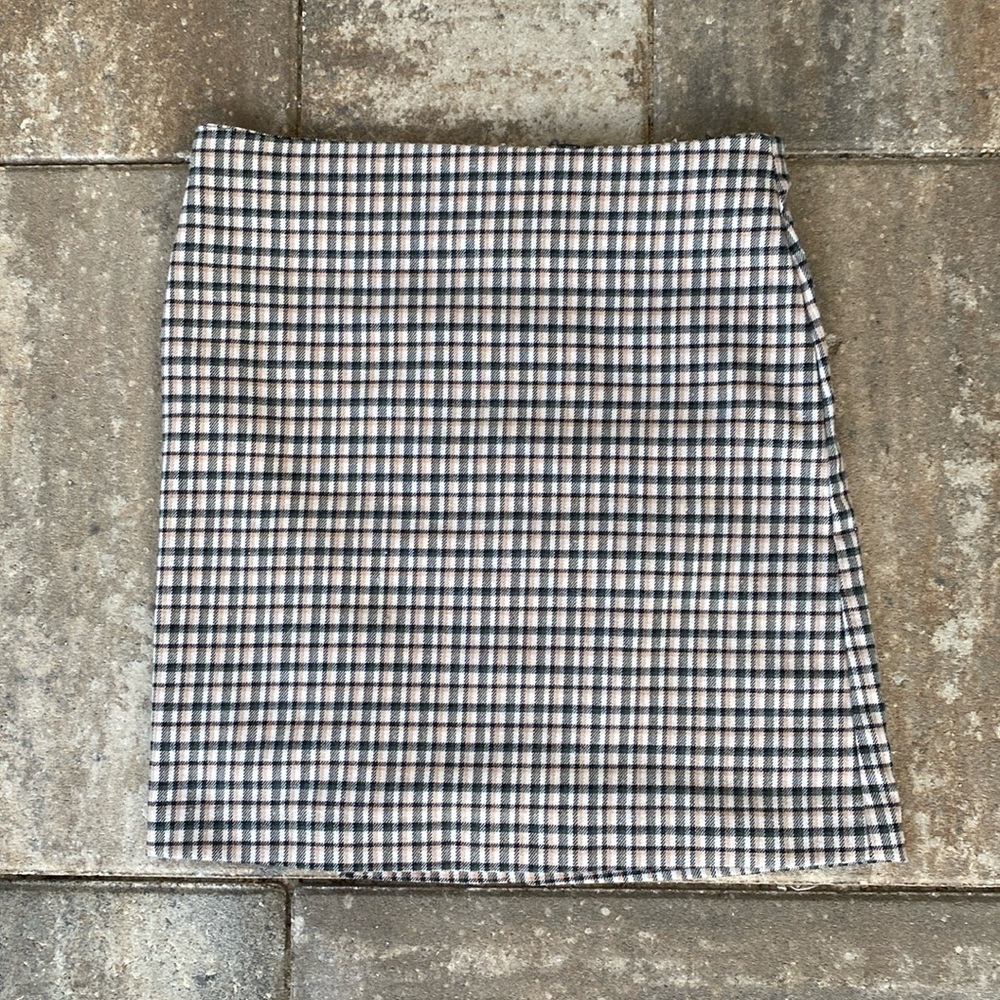 Girls plaid skirt